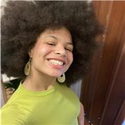 Je donne des cours particulier dans plusieurs sections (arts ,mode, anglais ou encore français ) de la primaire à la fin du collège.